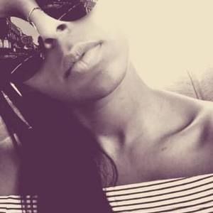 Meet your Posher, Beza